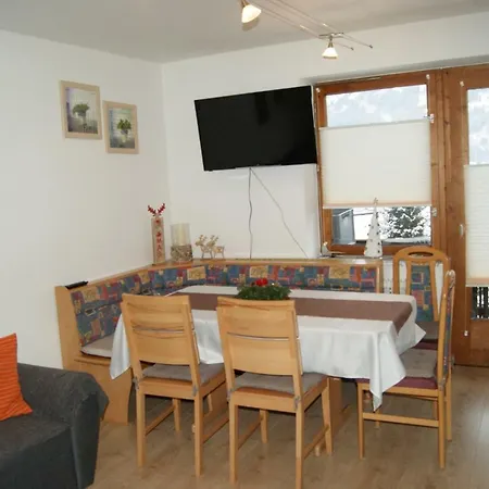 Schiestlhof Apartment